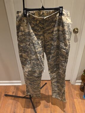 Source Unknown Men's Digital Camo Cargo Pants - Tan and Gray
